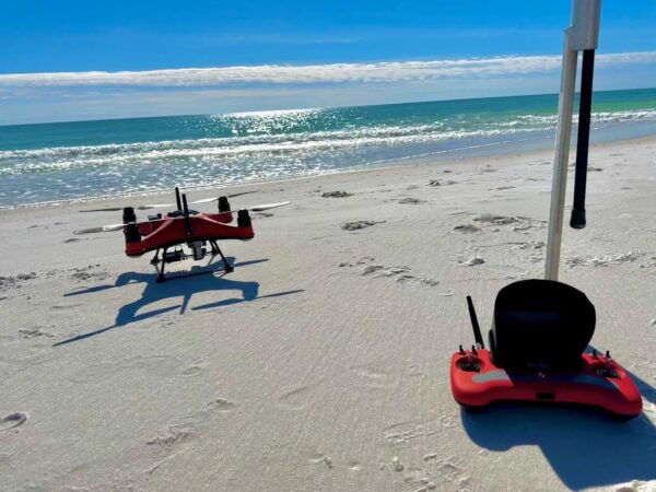 SwellPro Fisherman FD3 WaterProof Fishing Drone - Image 2
